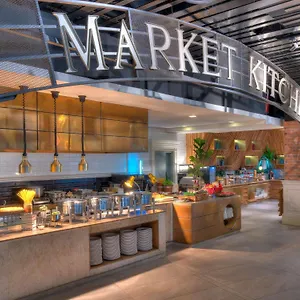 Movenpick & Convention Centre Klia Hotel Sepang